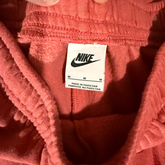 Nike Women's Pink Joggers - Picture 3 of 4